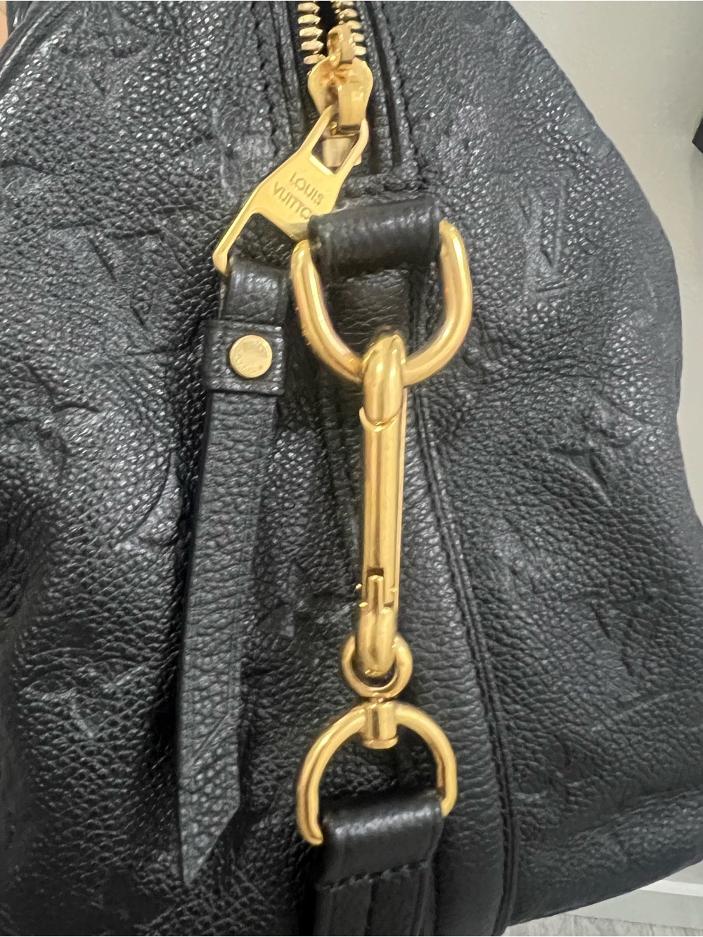 Like new Louis Vuitton Black Monogram Empreinte Speedy Bandoulière 30 w dust bag - Picture 7 of 11